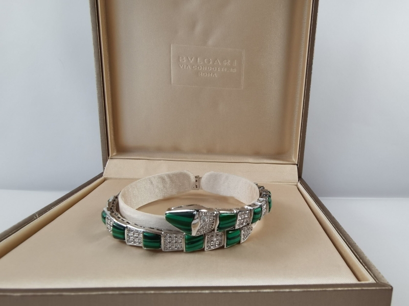 Bv1g*ai bracelets